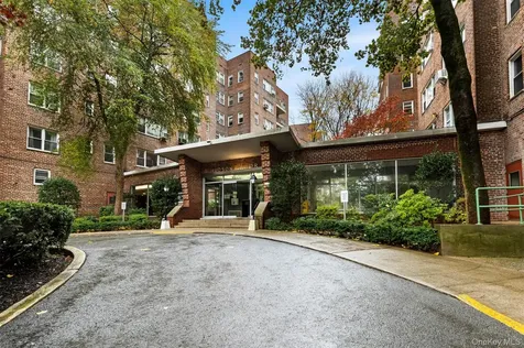 3850 Hudson Manor Terrace Bronx NY 10463