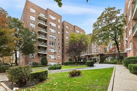 3850 Hudson Manor Terrace Bronx NY 10463