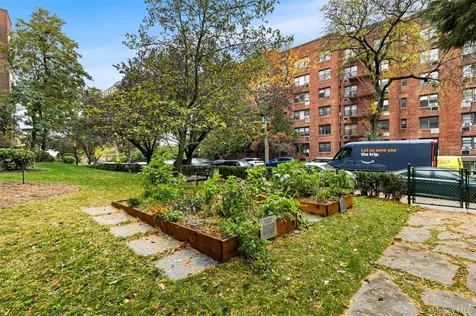 3850 Hudson Manor Terrace Bronx NY 10463