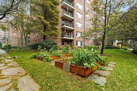 3850 Hudson Manor Terrace Bronx NY 10463