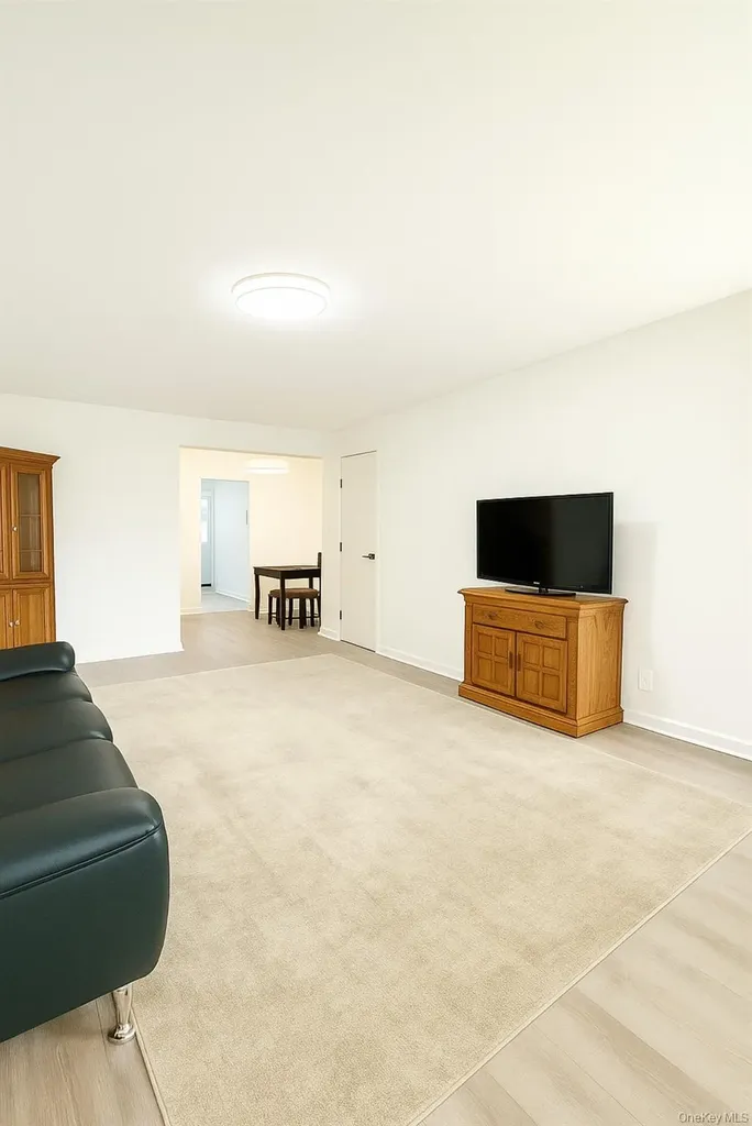 6909 150 Street Flushing NY 11367