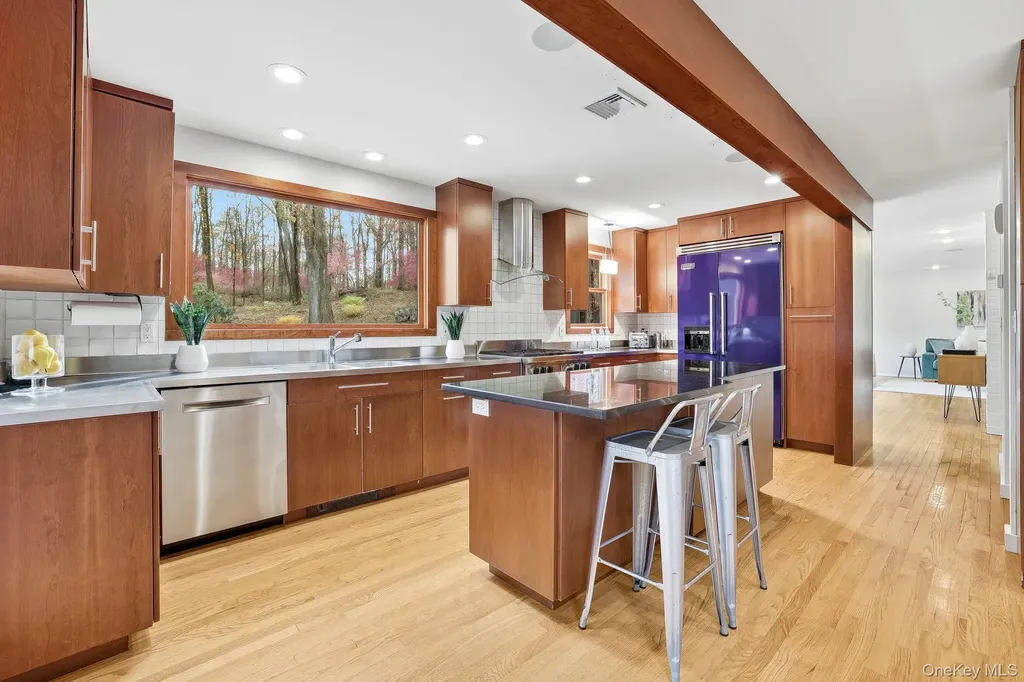 14 Valley Lane Chappaqua NY 10514