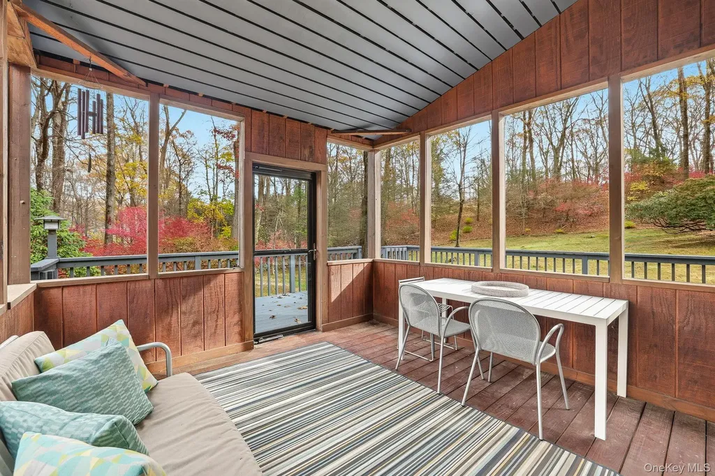 14 Valley Lane Chappaqua NY 10514