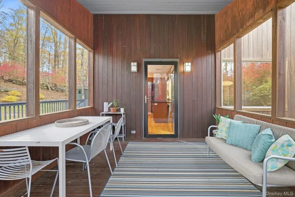 14 Valley Lane Chappaqua NY 10514
