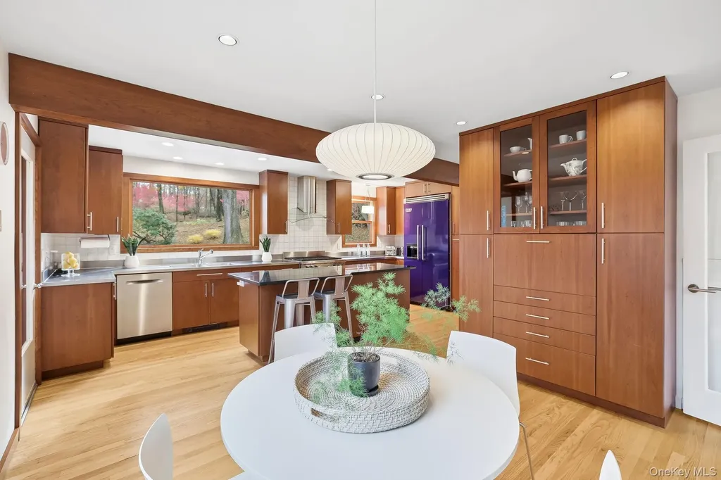 14 Valley Lane Chappaqua NY 10514