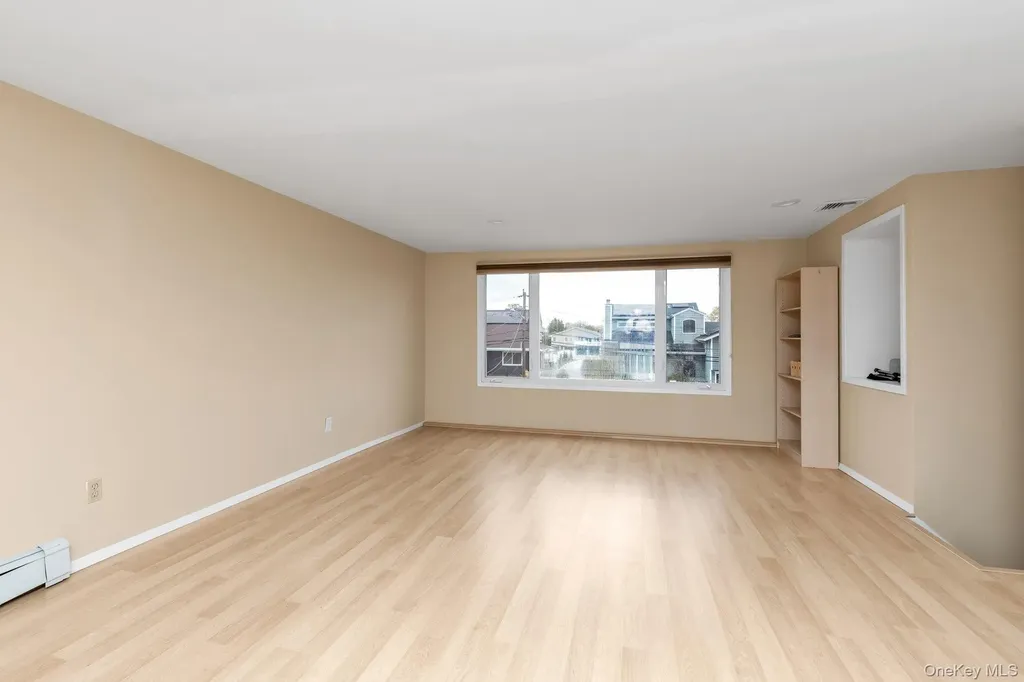 2884 Bay Drive Merrick NY 11566