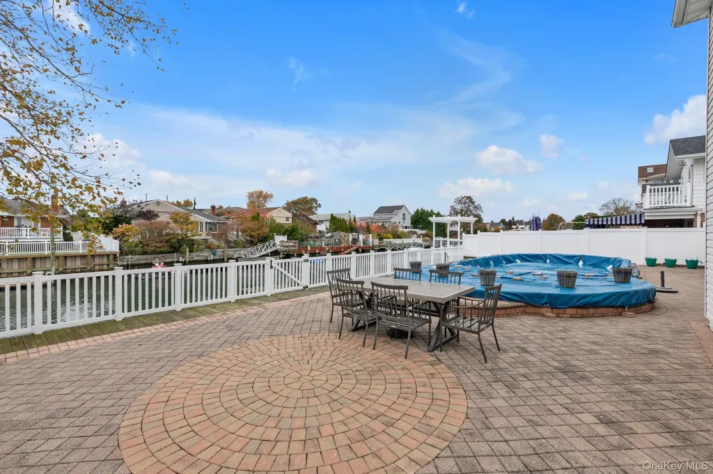 2884 Bay Drive Merrick NY 11566