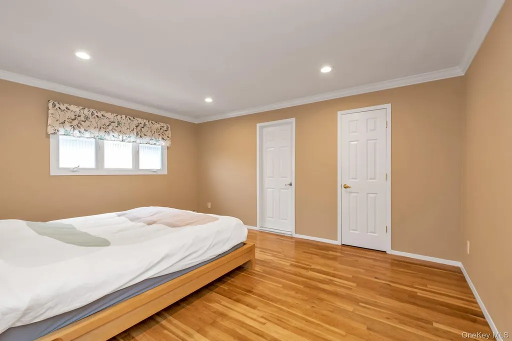 2884 Bay Drive Merrick NY 11566