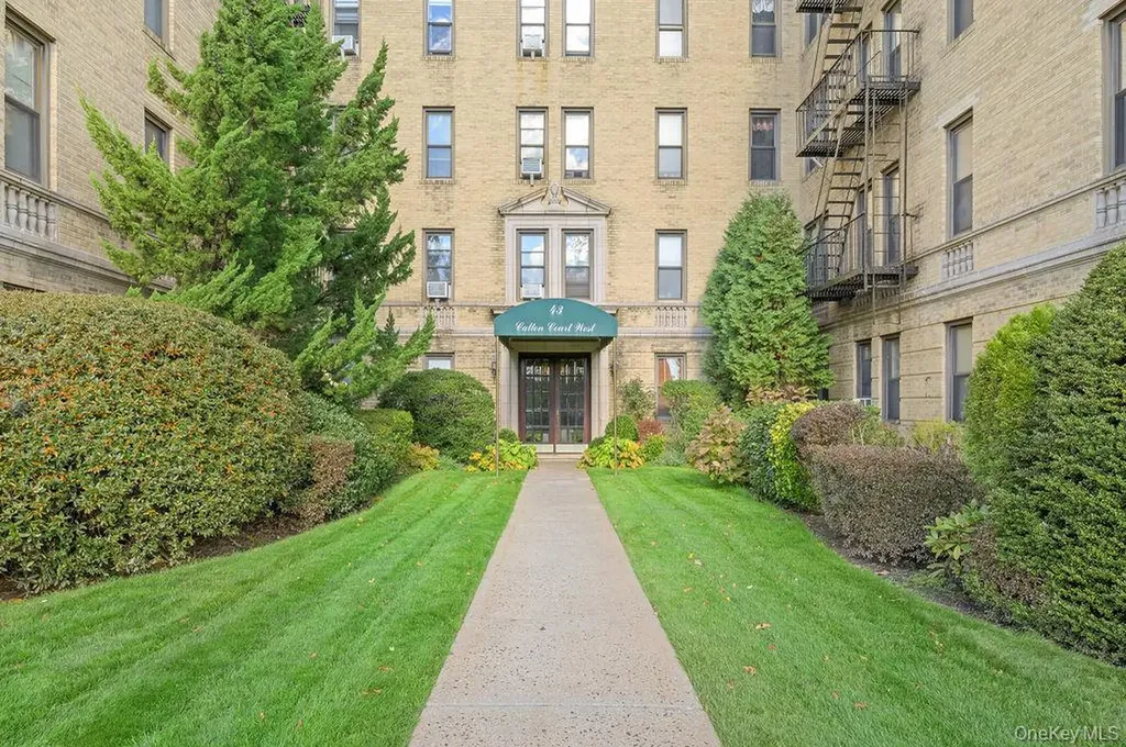 43 Calton Road New Rochelle NY 10804