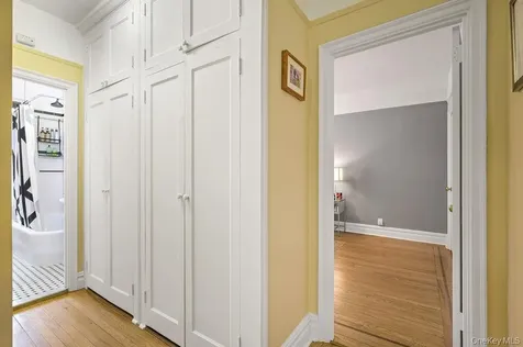43 Calton Road New Rochelle NY 10804