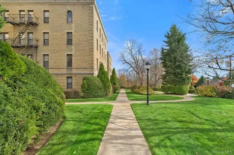 43 Calton Road New Rochelle NY 10804