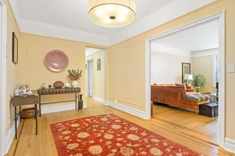 43 Calton Road New Rochelle NY 10804
