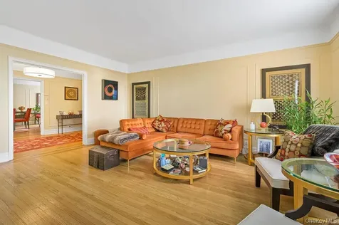43 Calton Road New Rochelle NY 10804
