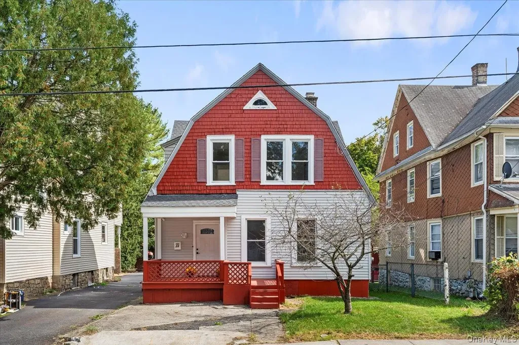 28 Spring Street Middletown NY 10940