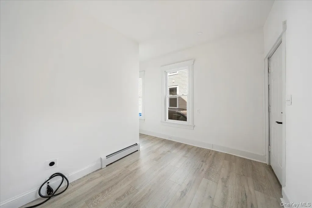 28 Spring Street Middletown NY 10940
