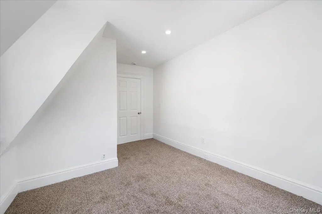28 Spring Street Middletown NY 10940