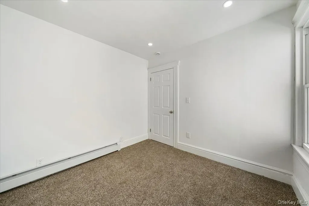 28 Spring Street Middletown NY 10940