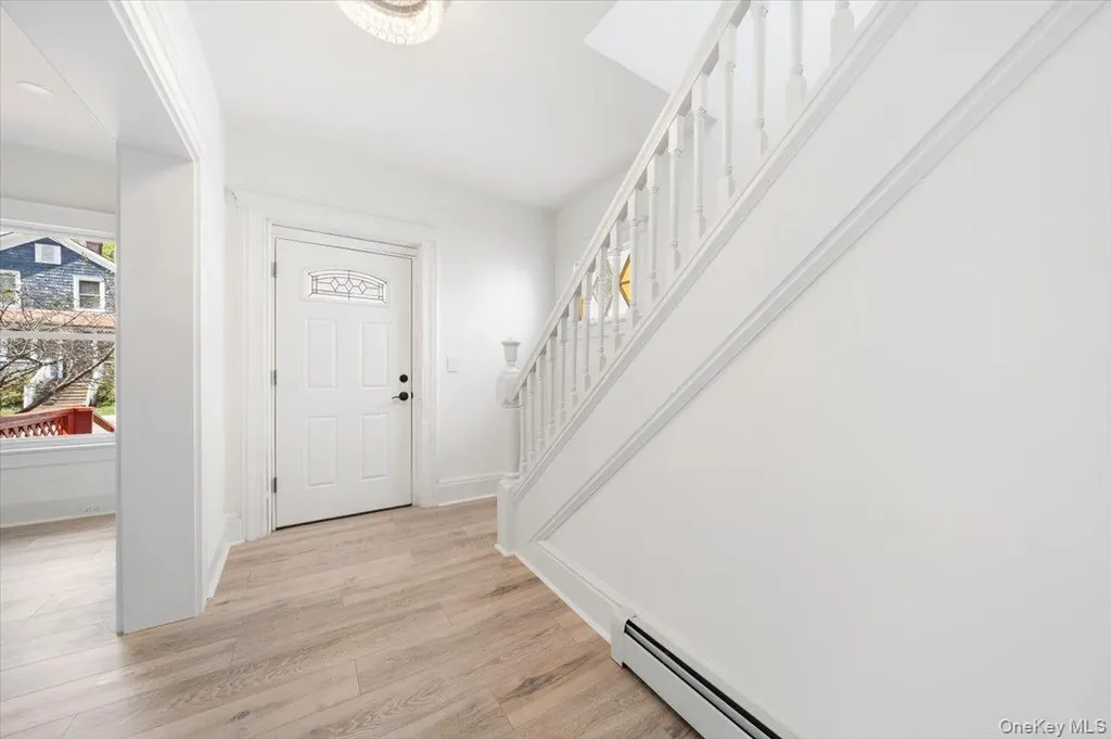 28 Spring Street Middletown NY 10940