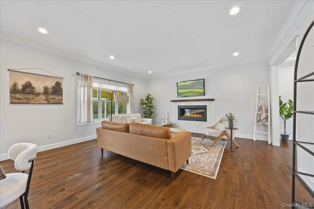 60 Moss Lane Jericho NY 11753