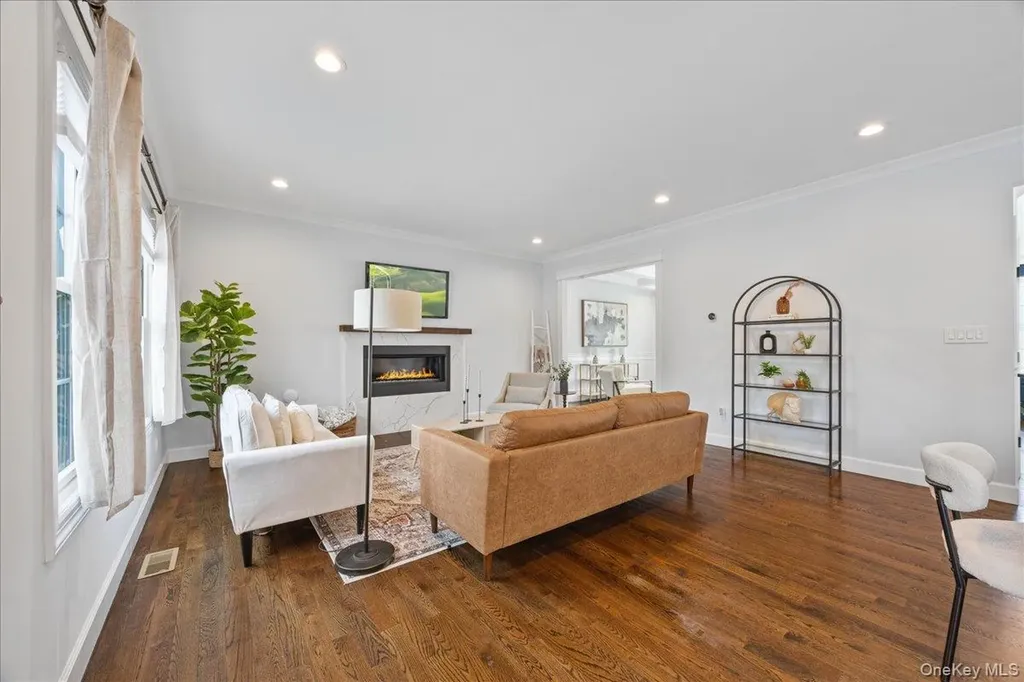 60 Moss Lane Jericho NY 11753