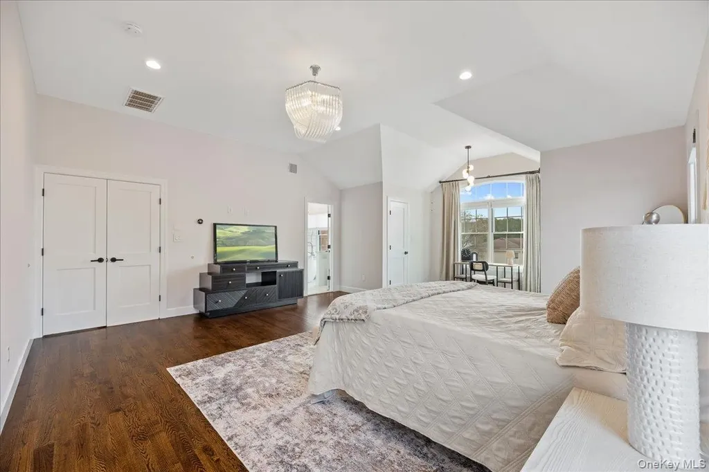 60 Moss Lane Jericho NY 11753