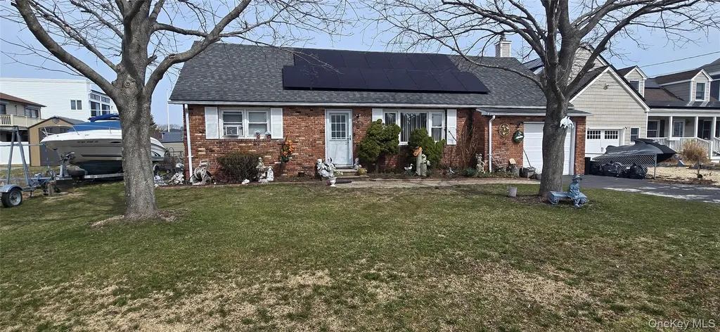 7 Fairlawn Court Shirley NY 11967