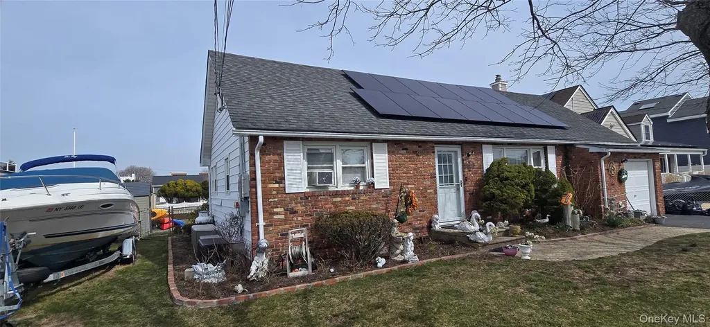 7 Fairlawn Court Shirley NY 11967