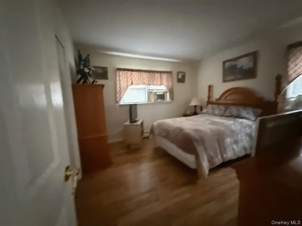 7 Fairlawn Court Shirley NY 11967