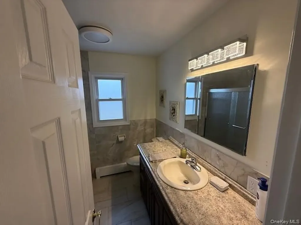 7 Fairlawn Court Shirley NY 11967