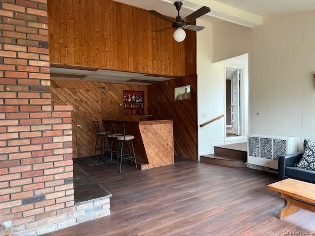 7 Fairlawn Court Shirley NY 11967