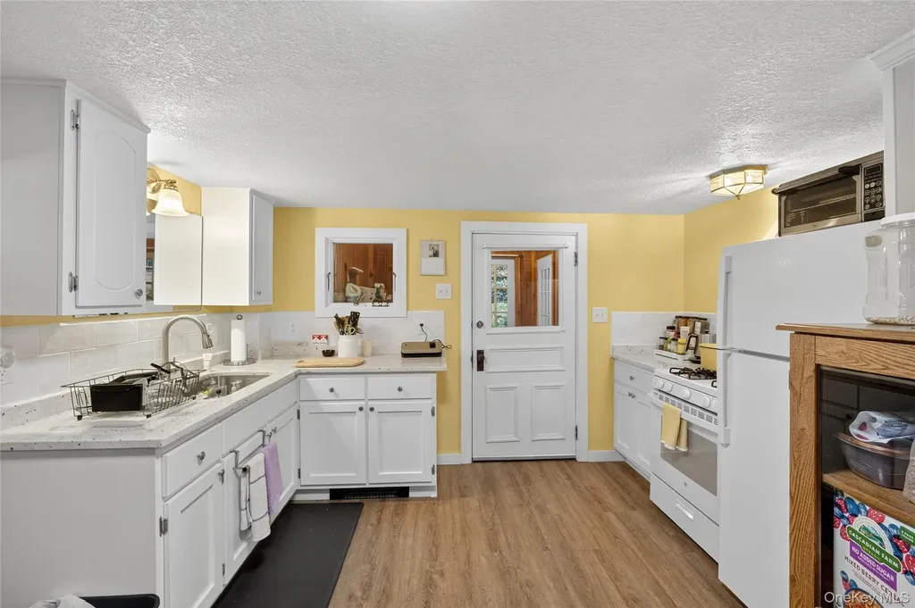 81 Dewitt Street Kingston NY 12401