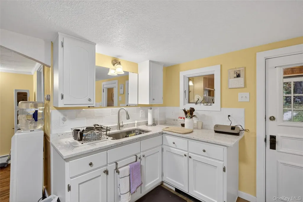 81 Dewitt Street Kingston NY 12401