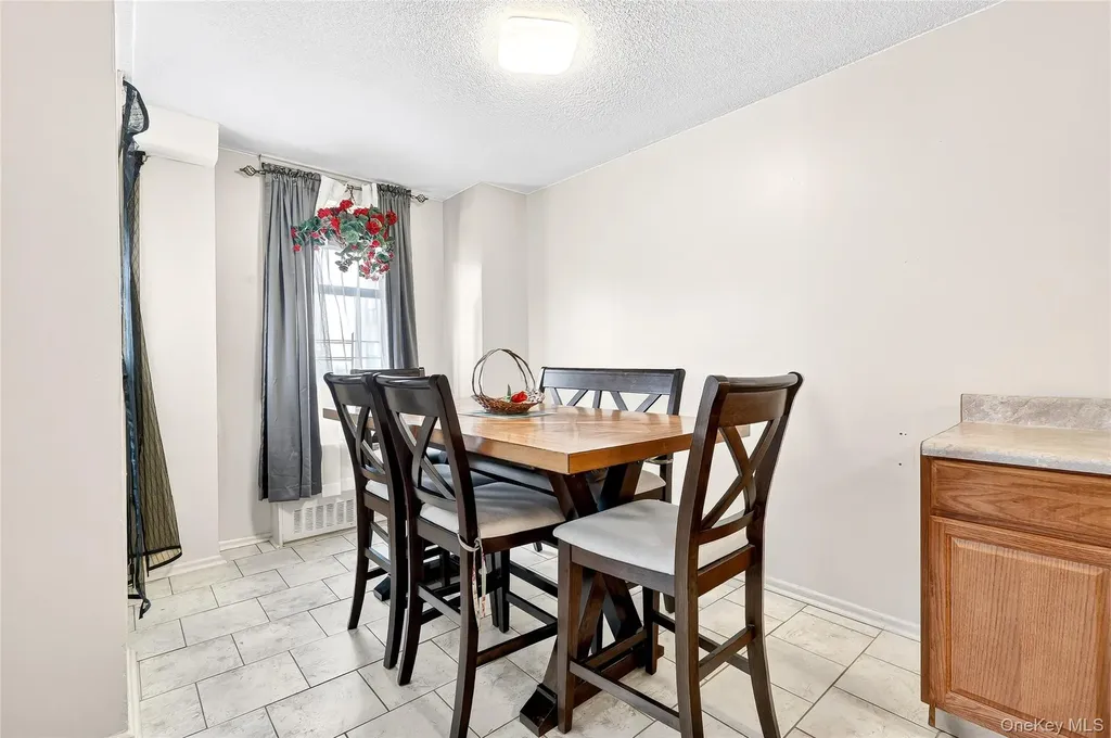 1966 Newbold Avenue Bronx NY 10472