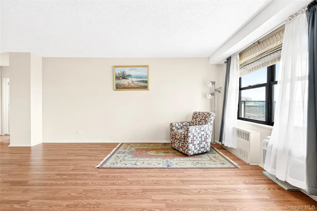 1966 Newbold Avenue Bronx NY 10472