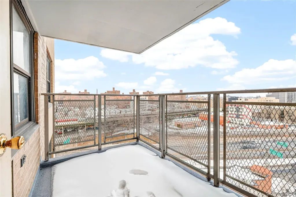 1966 Newbold Avenue Bronx NY 10472
