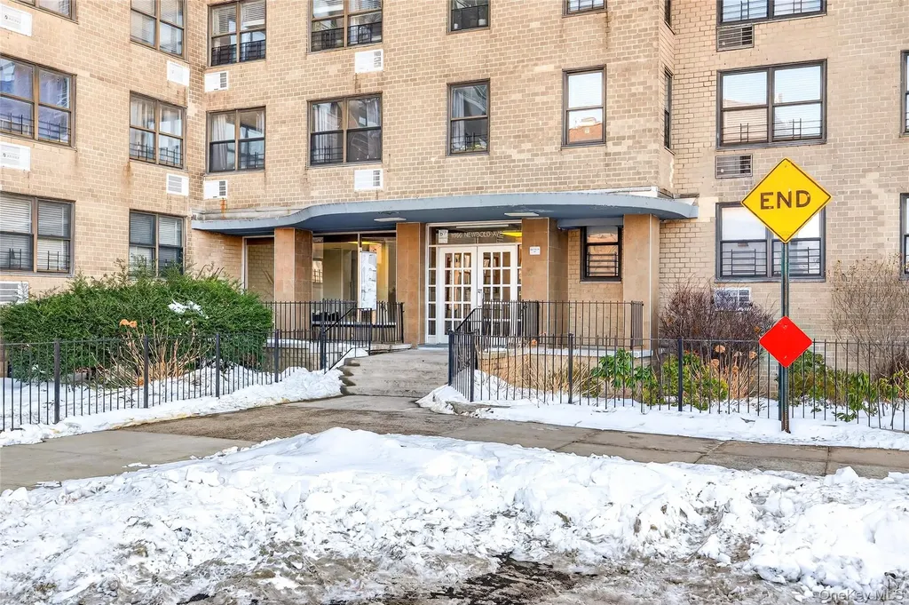 1966 Newbold Avenue Bronx NY 10472