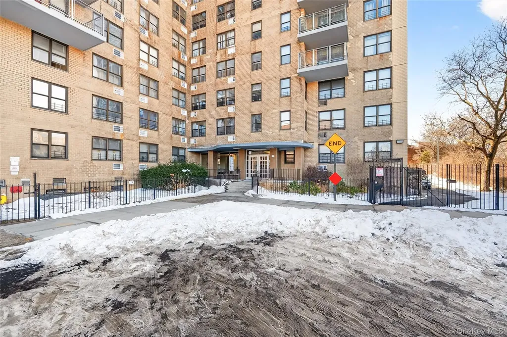 1966 Newbold Avenue Bronx NY 10472