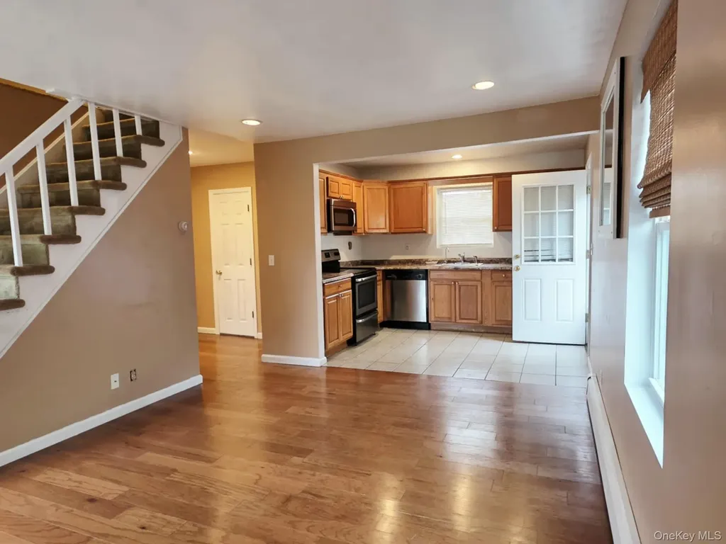 277 Commack Road Shirley NY 11967