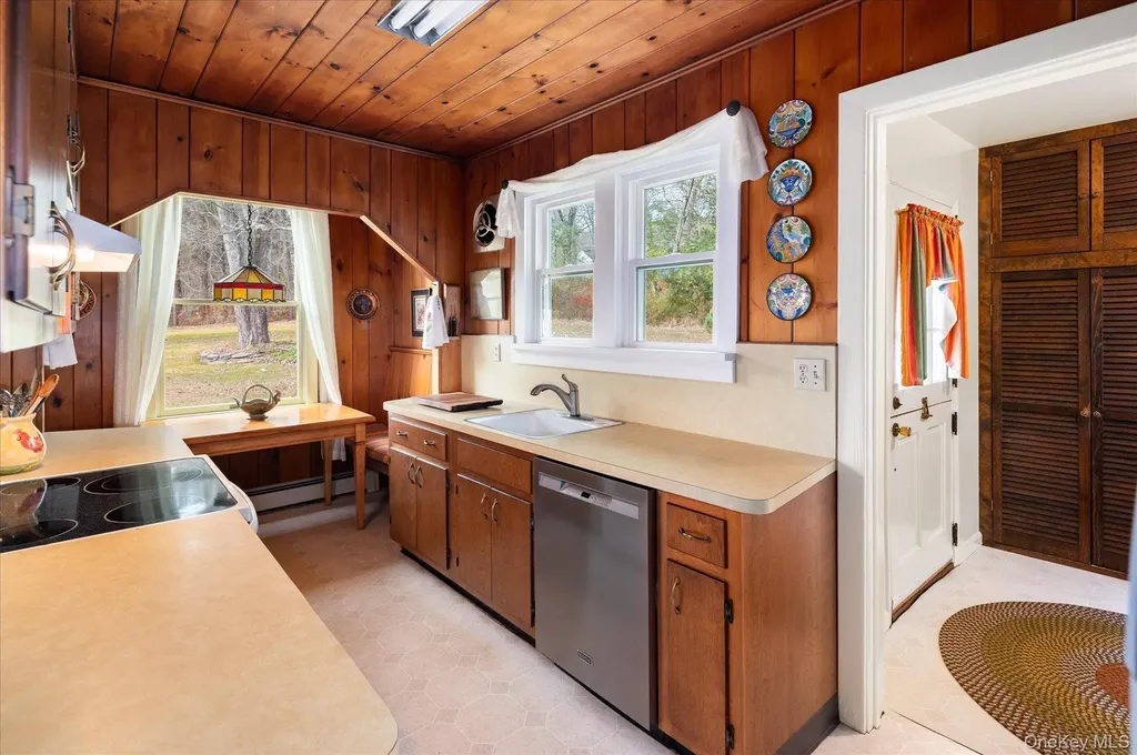 191 Bullet Hole Road Mahopac NY 10541
