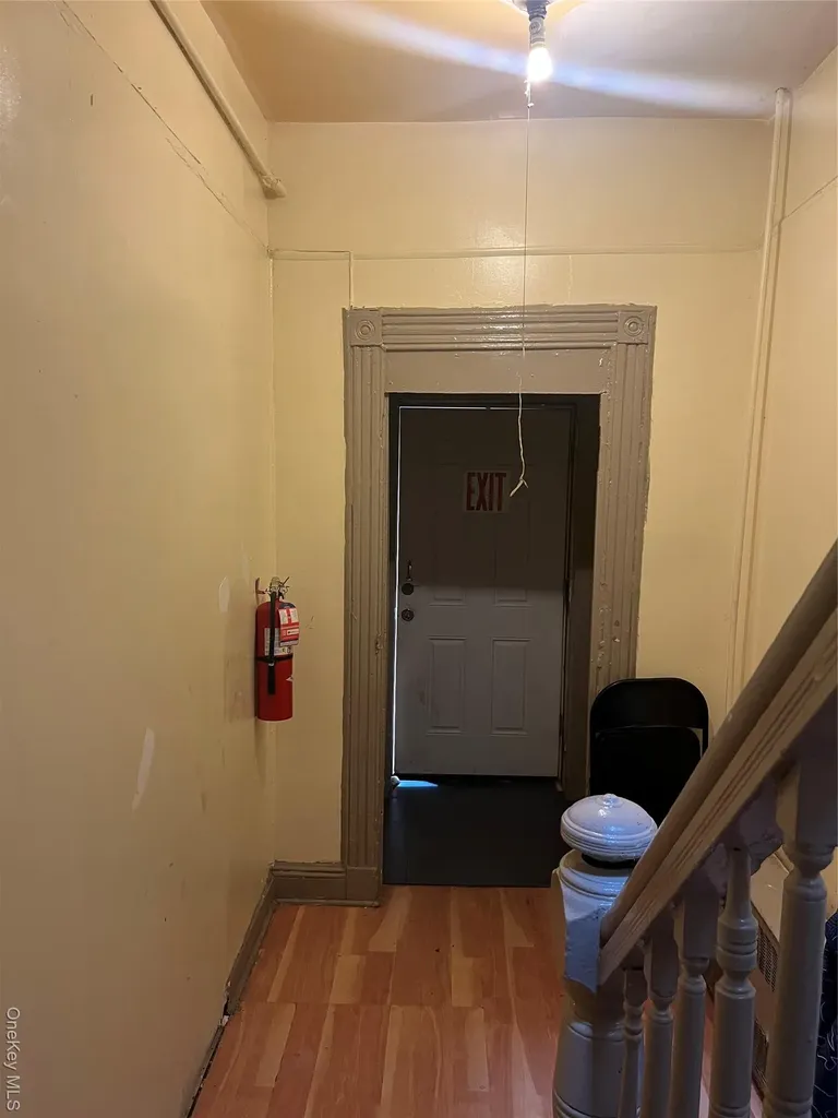 555 Hemlock Street Brooklyn NY 11208