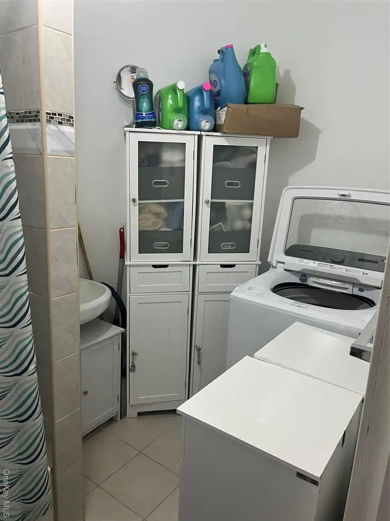 555 Hemlock Street Brooklyn NY 11208