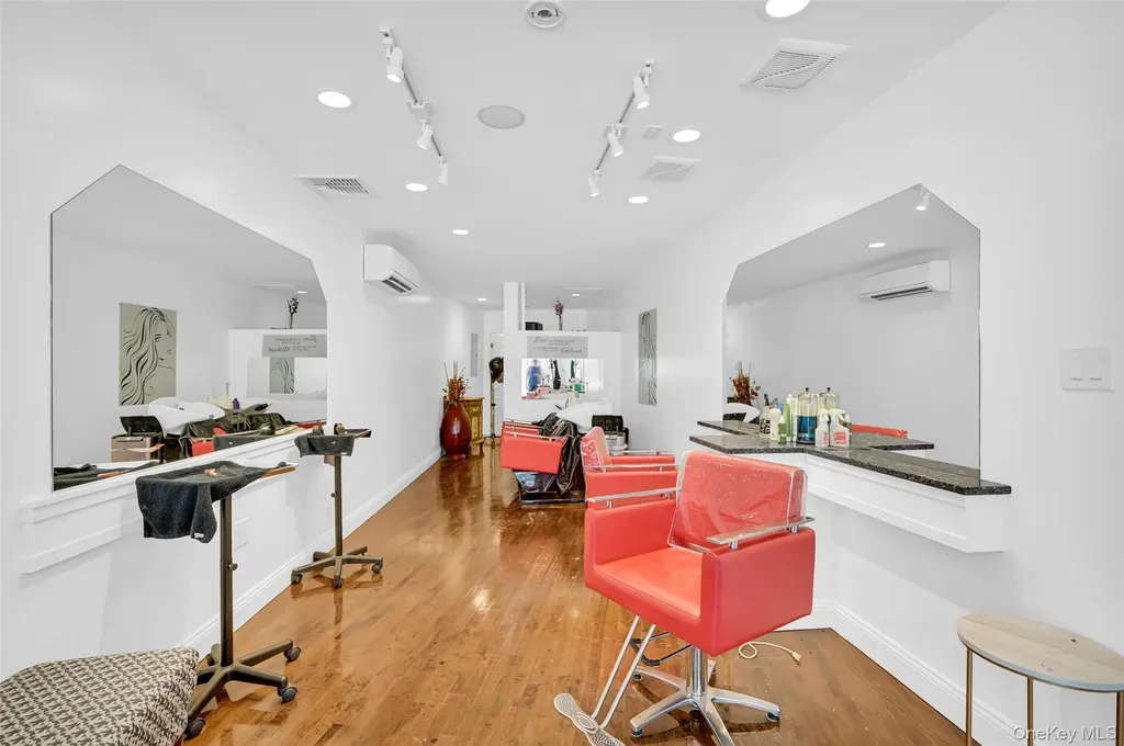 2-4 Broadway Valhalla NY 10595