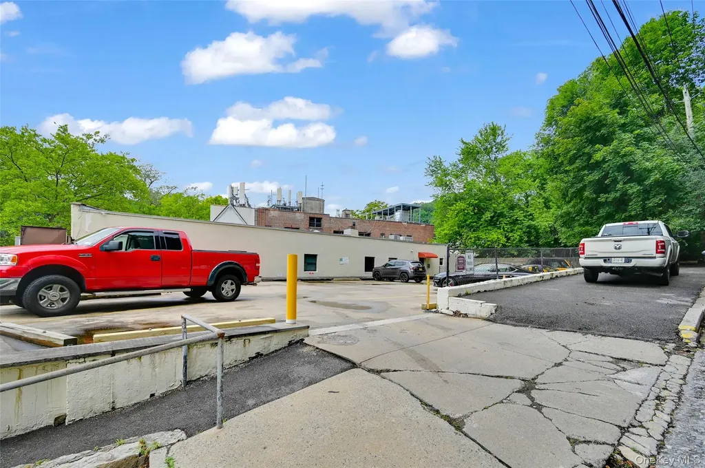 2-4 Broadway Valhalla NY 10595