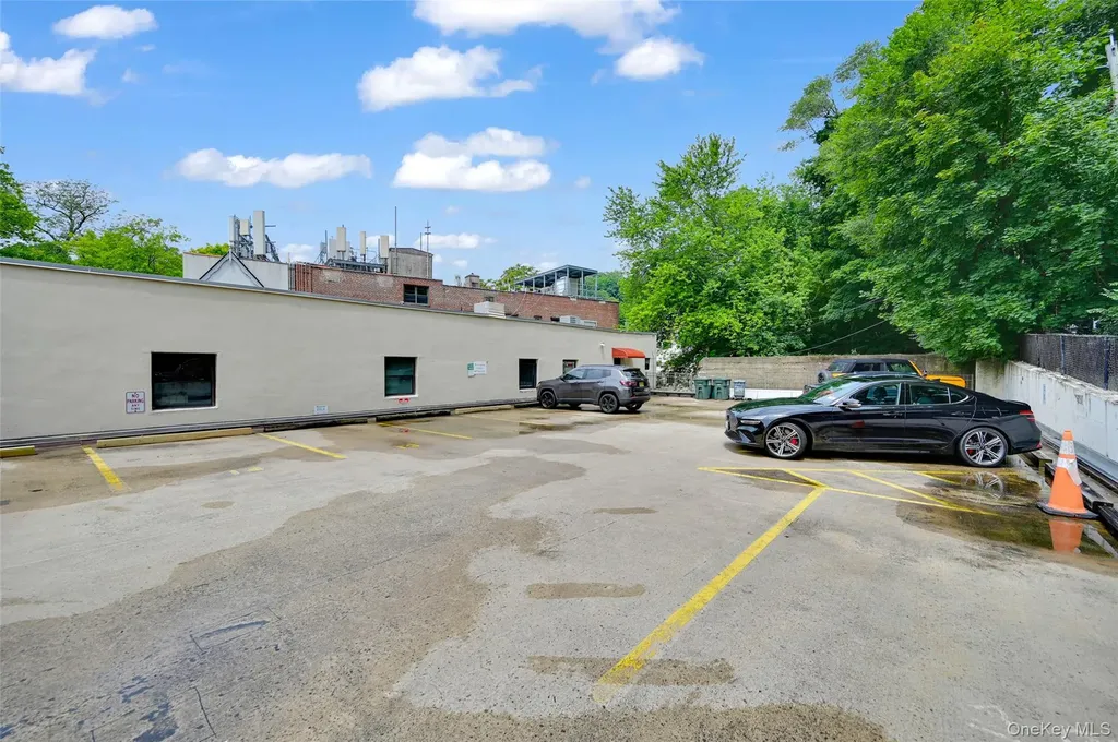 2-4 Broadway Valhalla NY 10595