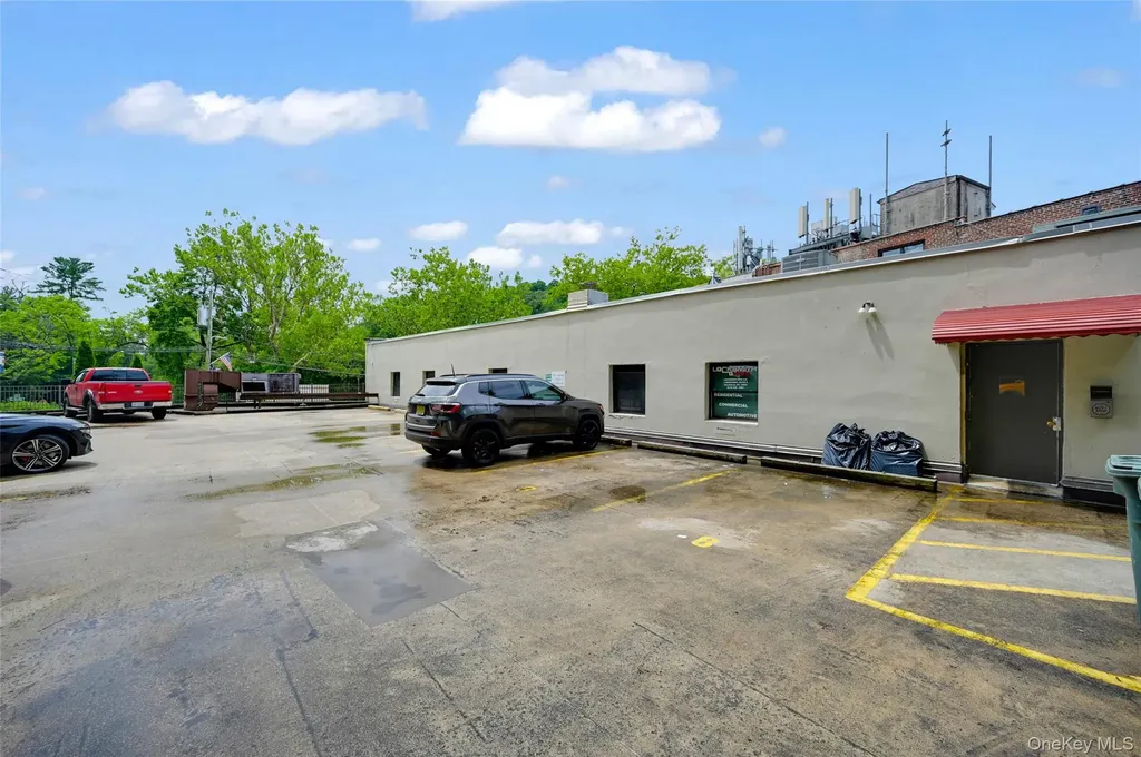 2-4 Broadway Valhalla NY 10595