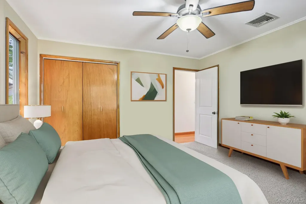 36 Capt Honeywells Road Ardsley NY 10502