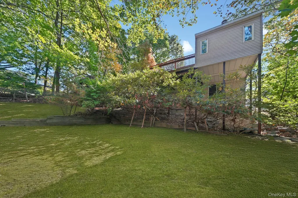 36 Capt Honeywells Road Ardsley NY 10502