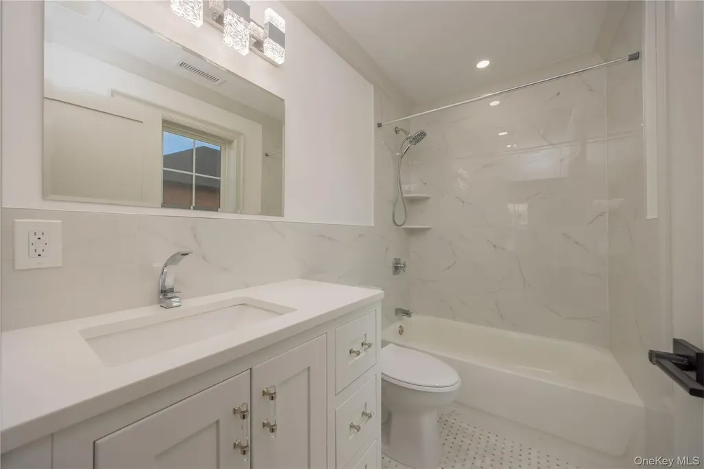 1 Victoria Lane Yonkers NY 10701
