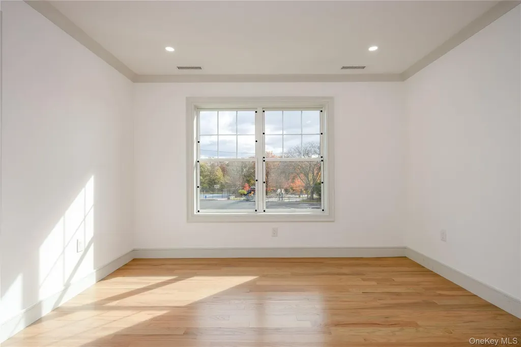 1 Victoria Lane Yonkers NY 10701