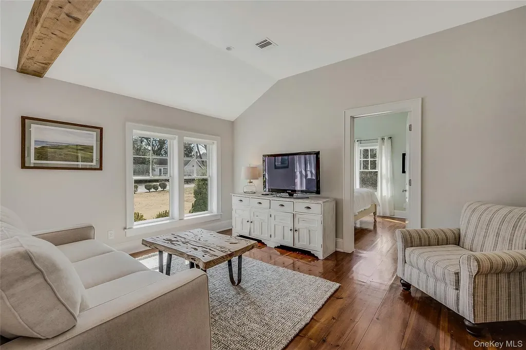 635 Strohson Road Cutchogue NY 11935